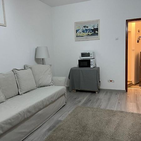 Ferienwohnung Perla Plantelor Bukarest Exterior foto